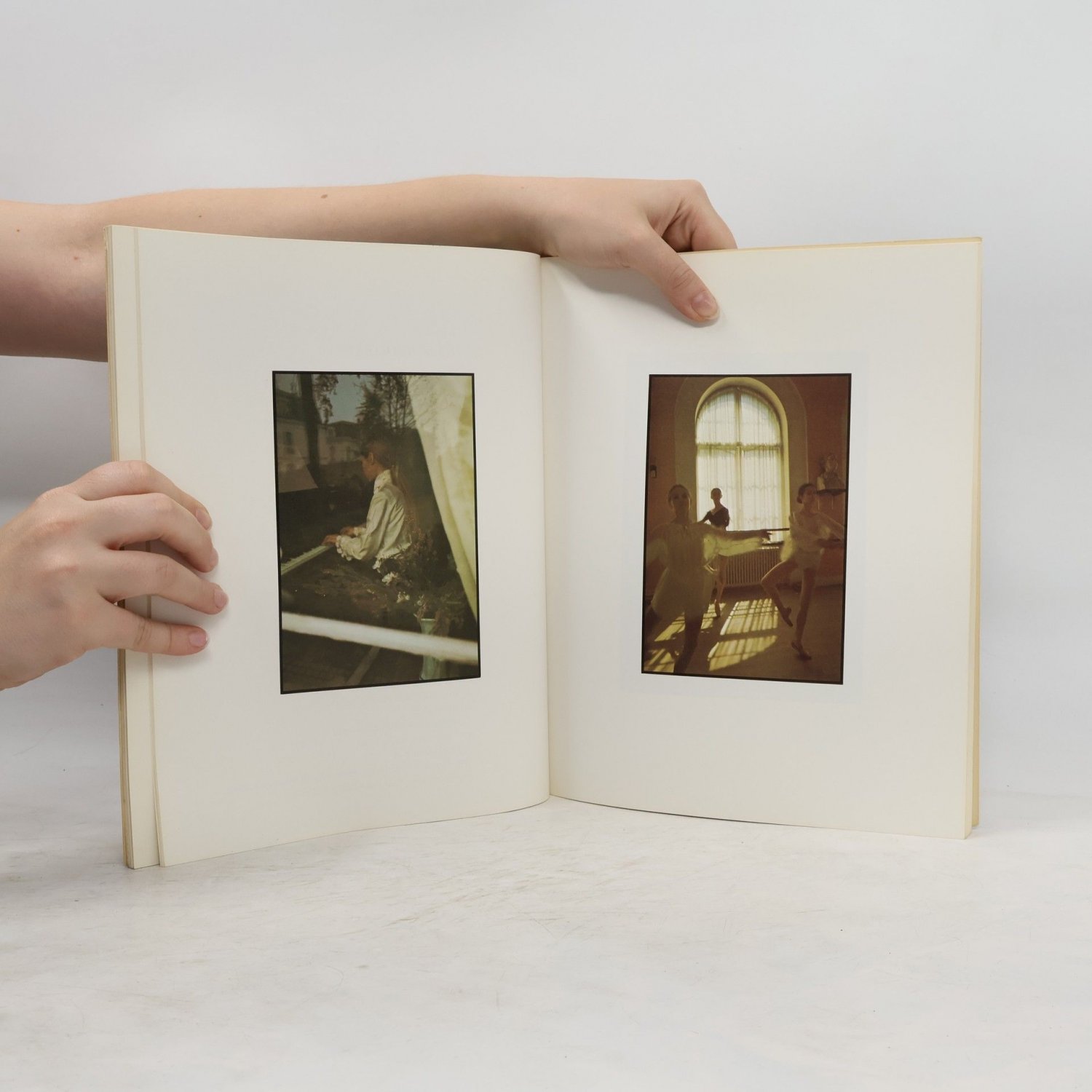 洋書 DREAMS OF YOUNG GIRLS by DAVID HAMILTON Dreams of Young Girls | David Hamilton